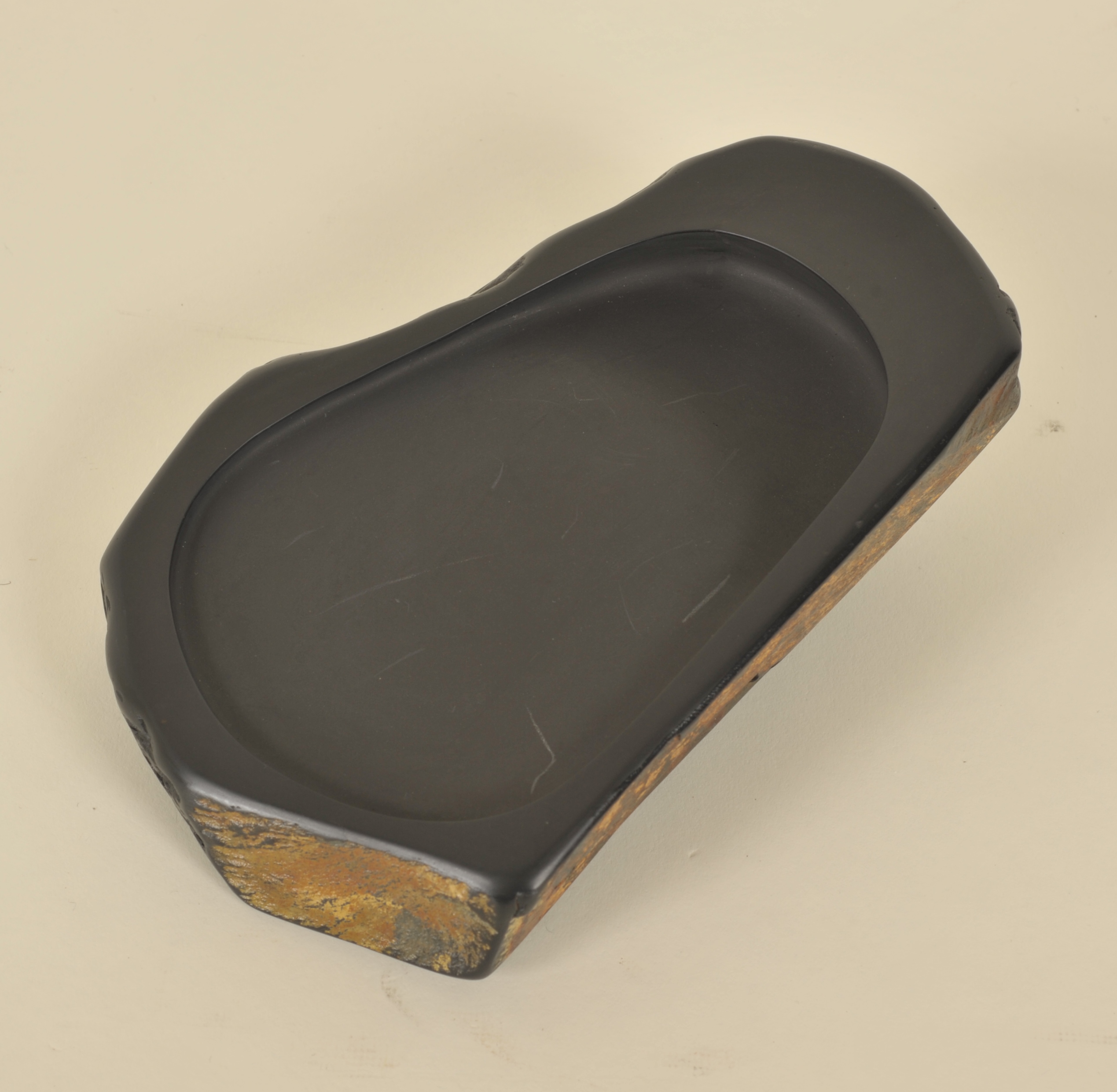 龍渓石硯 - 観峰館