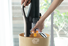 スティッククリーナー（コードレス式）PV-BL3K ： クリーナー ： 日立