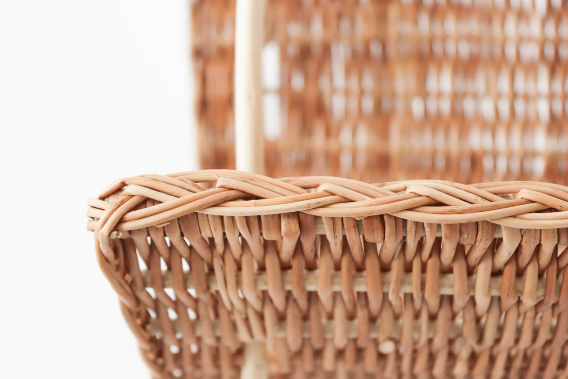 ラトビア マガジンバスケット