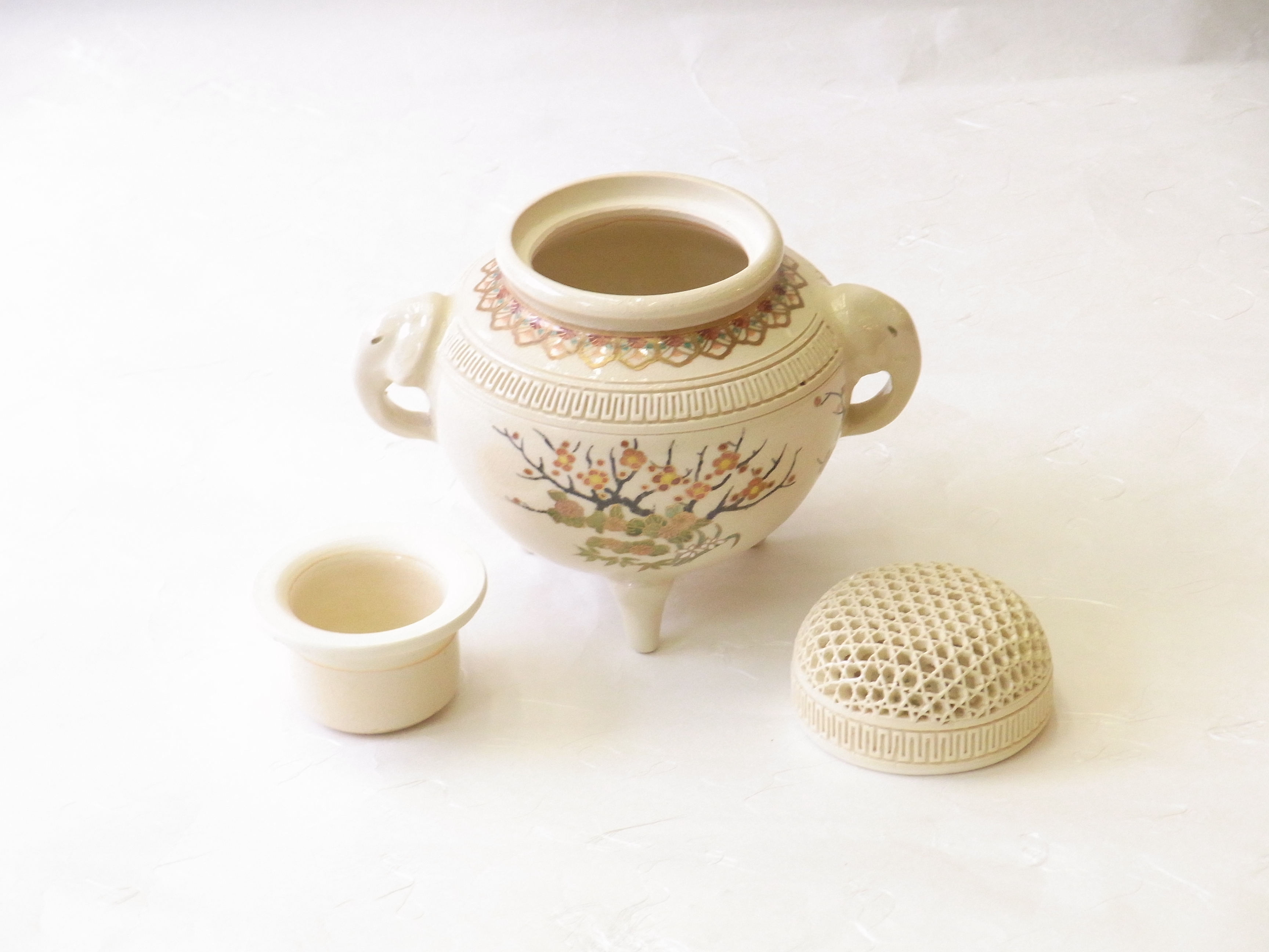 小林漆陶 映える器ギャラリー 岐阜市| 日本一の漆陶器 茶道具の品揃え