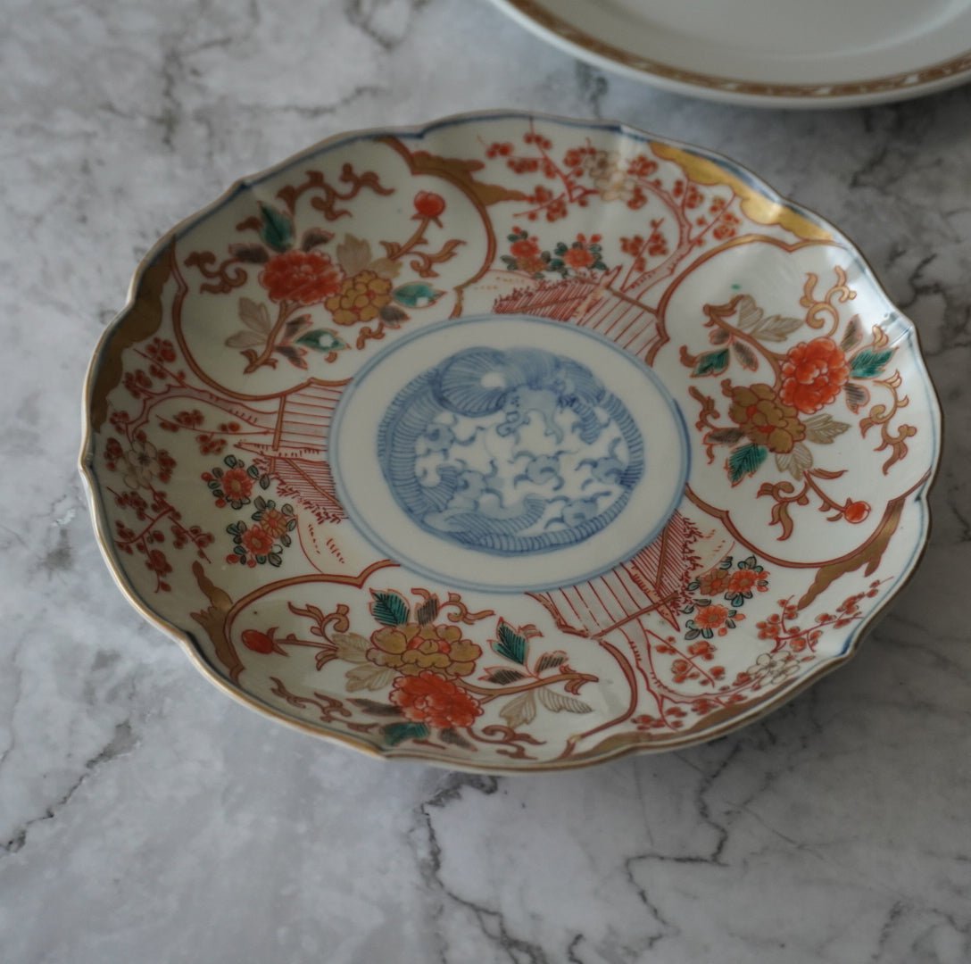 7寸皿】華やぎを食卓に添える、古伊万里金彩の七寸皿 – Kotto Shop