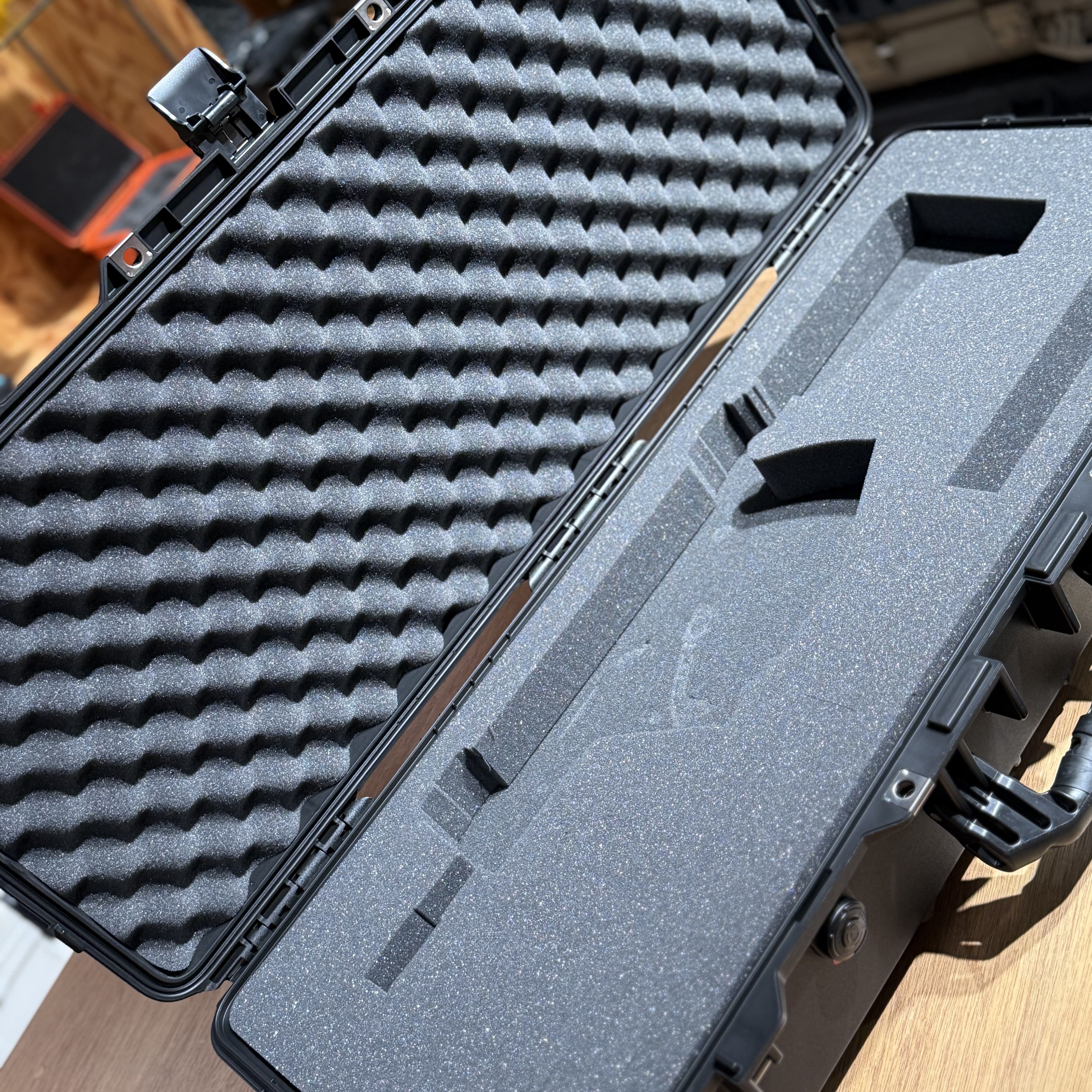 クリスベクター専用 ペリカン エアケース1705 [PELICAN(ペリカン)]