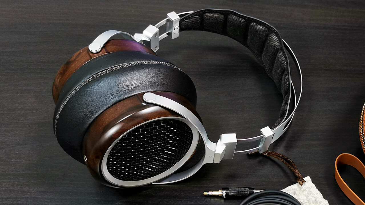 SIVGA Luan」 新開発の50mmドライバーを搭載。ウッドハウジングに明瞭