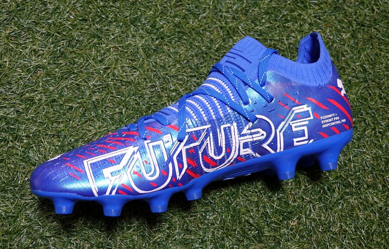 プーマ「フューチャーZ1.1HG」と「フューチャーZ1.2HG/AG」の違いを