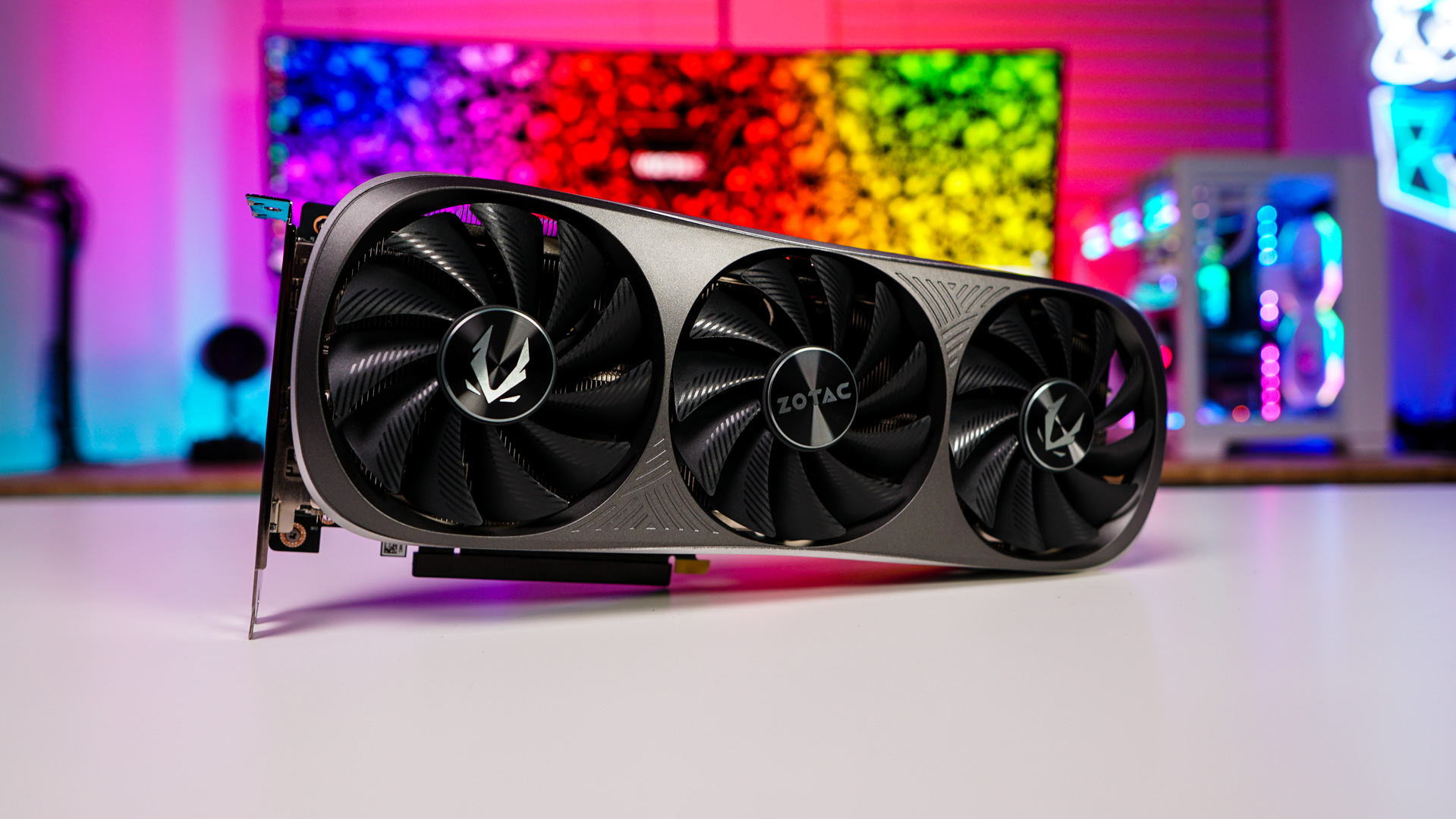 Zotac GeForce RTX 4070 Trinity Graphics Card Review