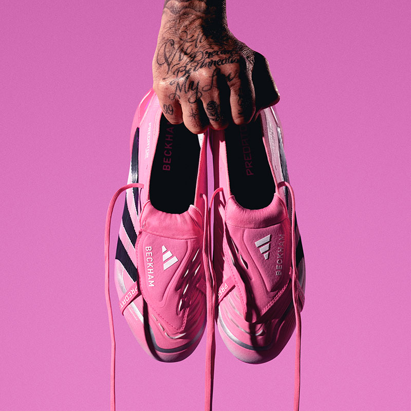 アディダス プレデター デビッド・ベッカムとコラボしたシグネチャー