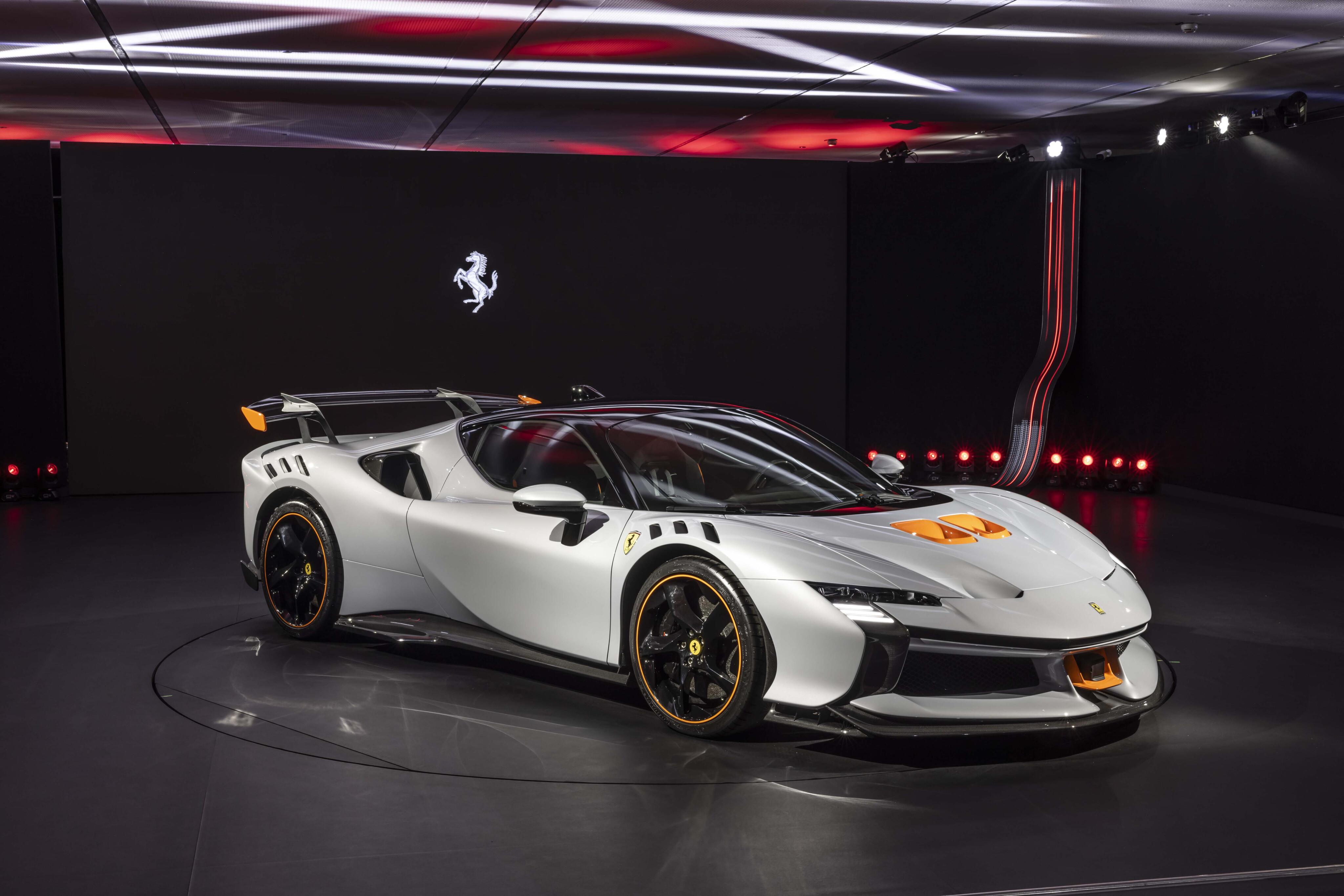 Ferrari SF90XX Stradale 0-60, quarter mile, acceleration times