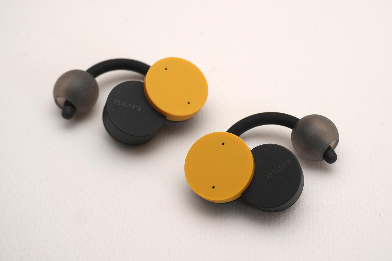 音漏れ防ぐ無線イヤホン「nwm DOTS」レビュー。通話しやすいNTT独自