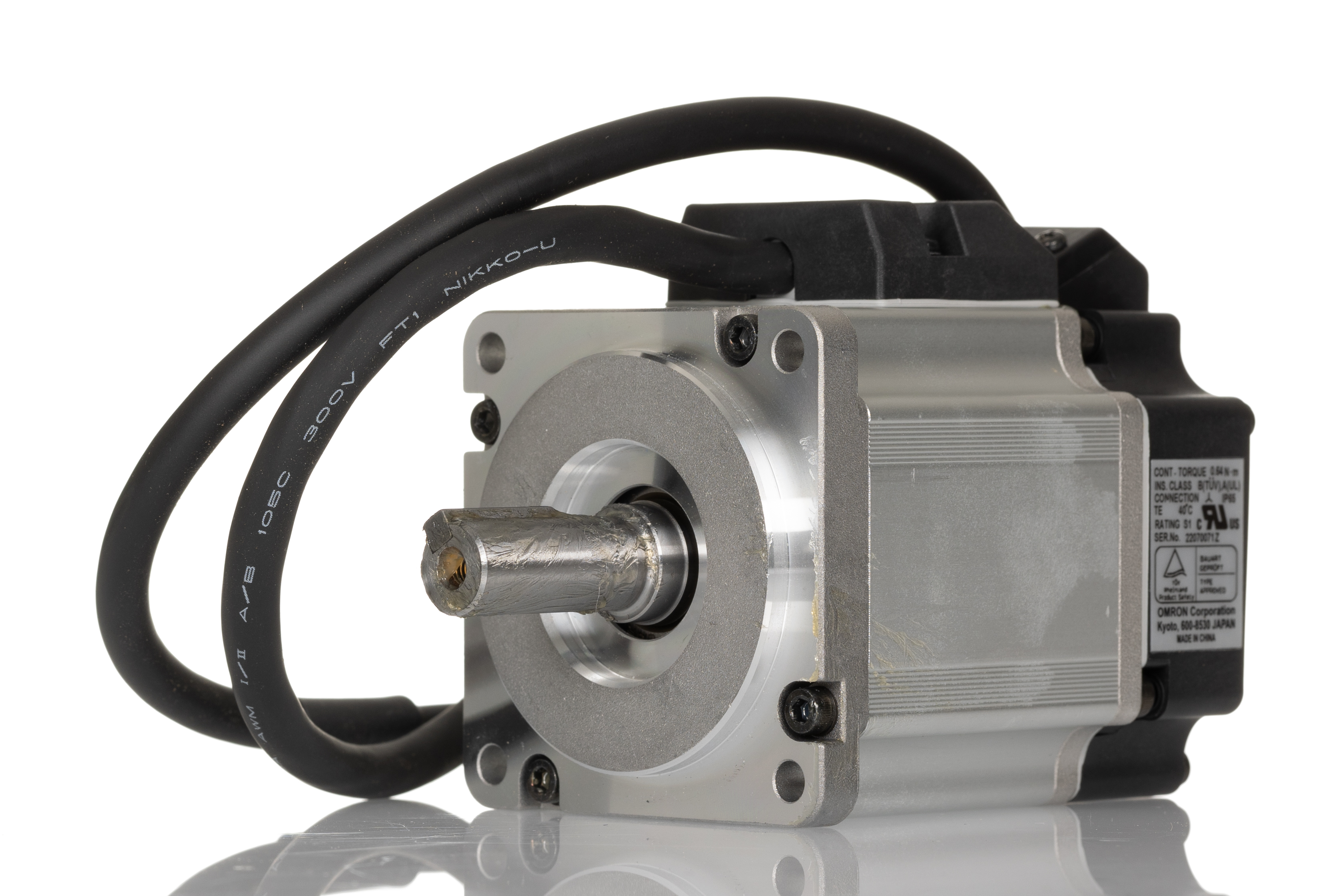 R88M-G20030H-S2 | オムロン サーボモータ 200 V 200 W 0.64 Nm 軸径