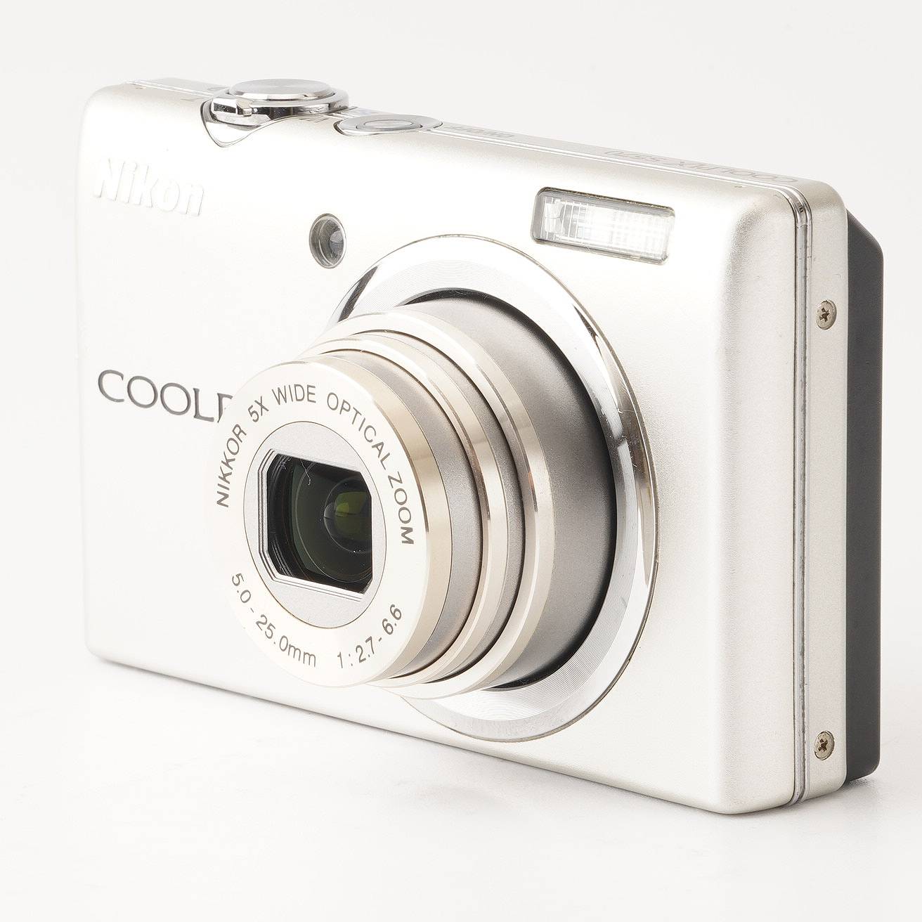 ニコン Nikon COOLPIX S570 / NIKKOR 5X WIDE OPTICAL ZOOM 5-25mm F2