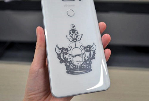 ドコモ、ジョジョスマホを3月23日発売 | マイナビニュース