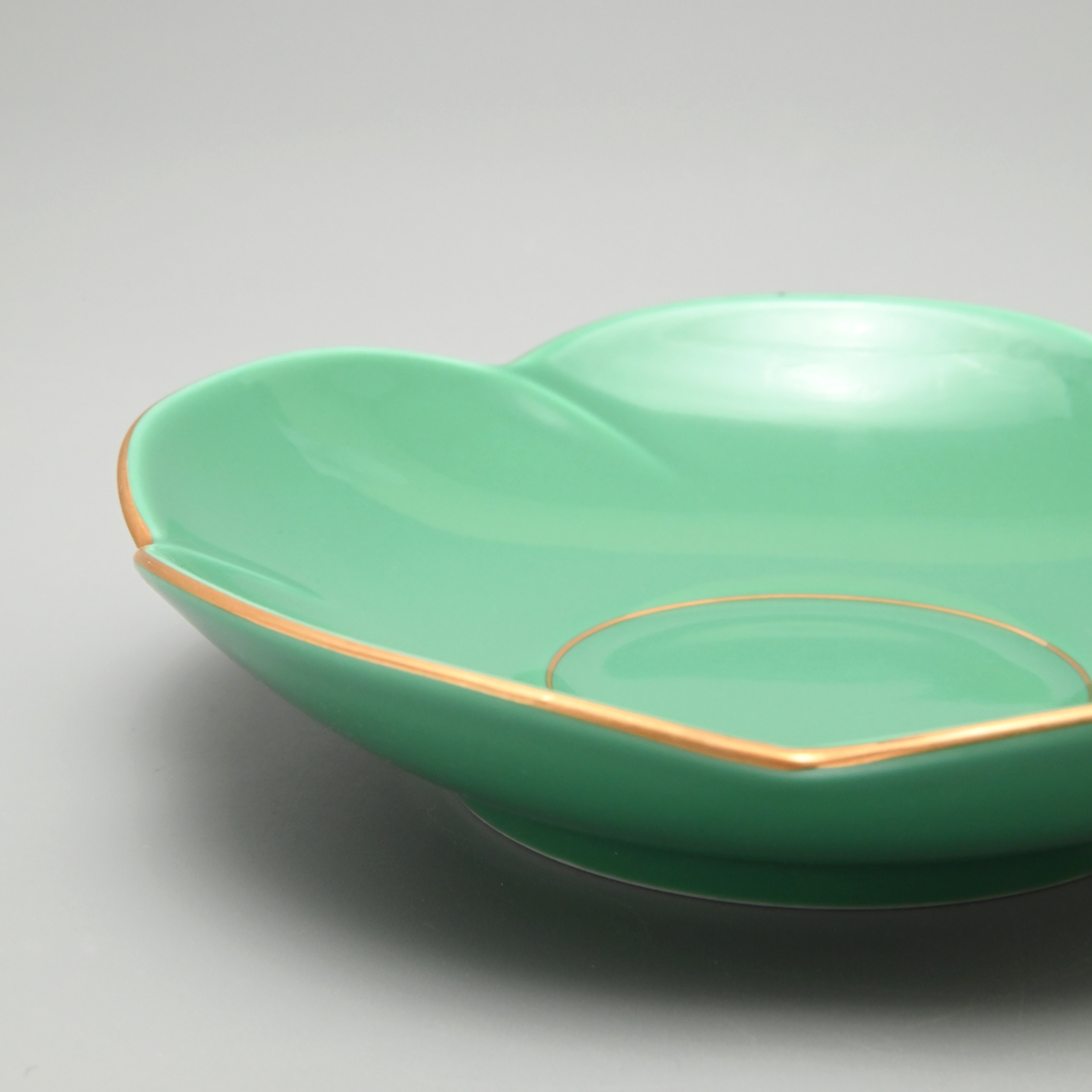 グリーン）梅形茶托セット|有田焼の老舗-香蘭社オンラインショップ