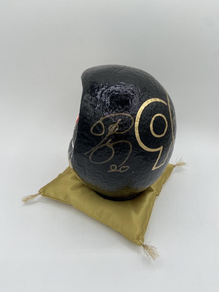 90周年メモラビリア直筆サイン入りだるまを発売 | 読売ジャイアンツ