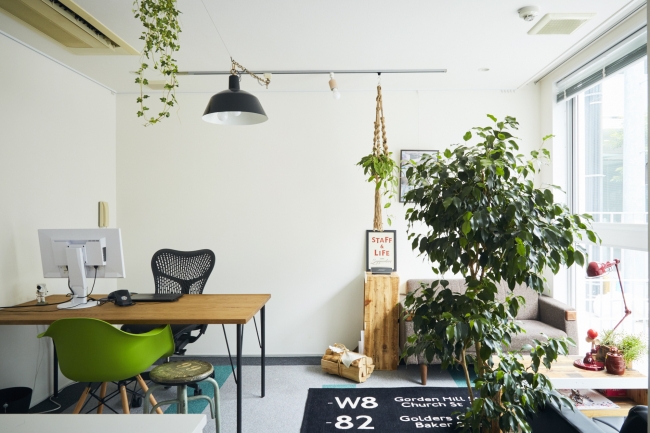 niko and の家具「niko and  FURNITURE&SUPPLY」のビジネス向け