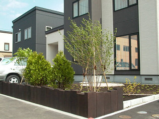 ケンパス枕木 - 株式会社ワングリーン｜タカショー リフォームガーデン