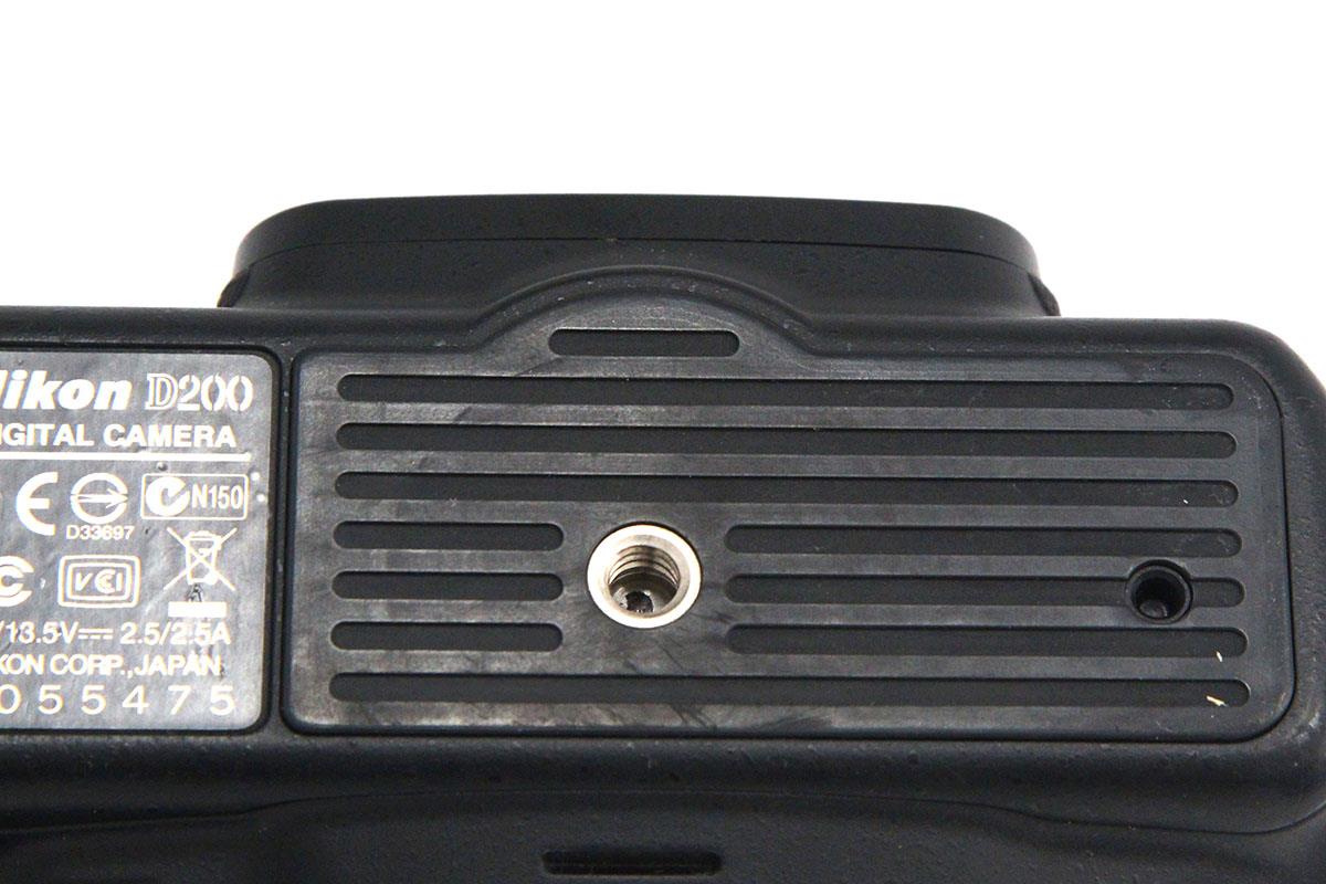 D200 ボディ シャッター回数 約15000回以下 γA4172-2Q2A | ニコン