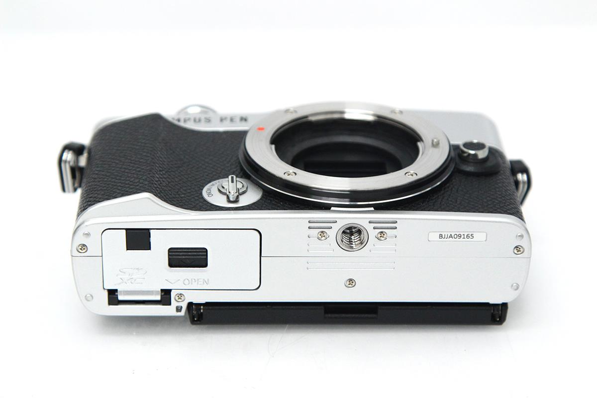 PEN E-P7 14-42mm EZレンズキット シルバー CA01-M2083-3T5