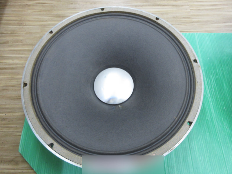 JBL D130 スピーカーユニット修理実例と価格（2024年4月修理