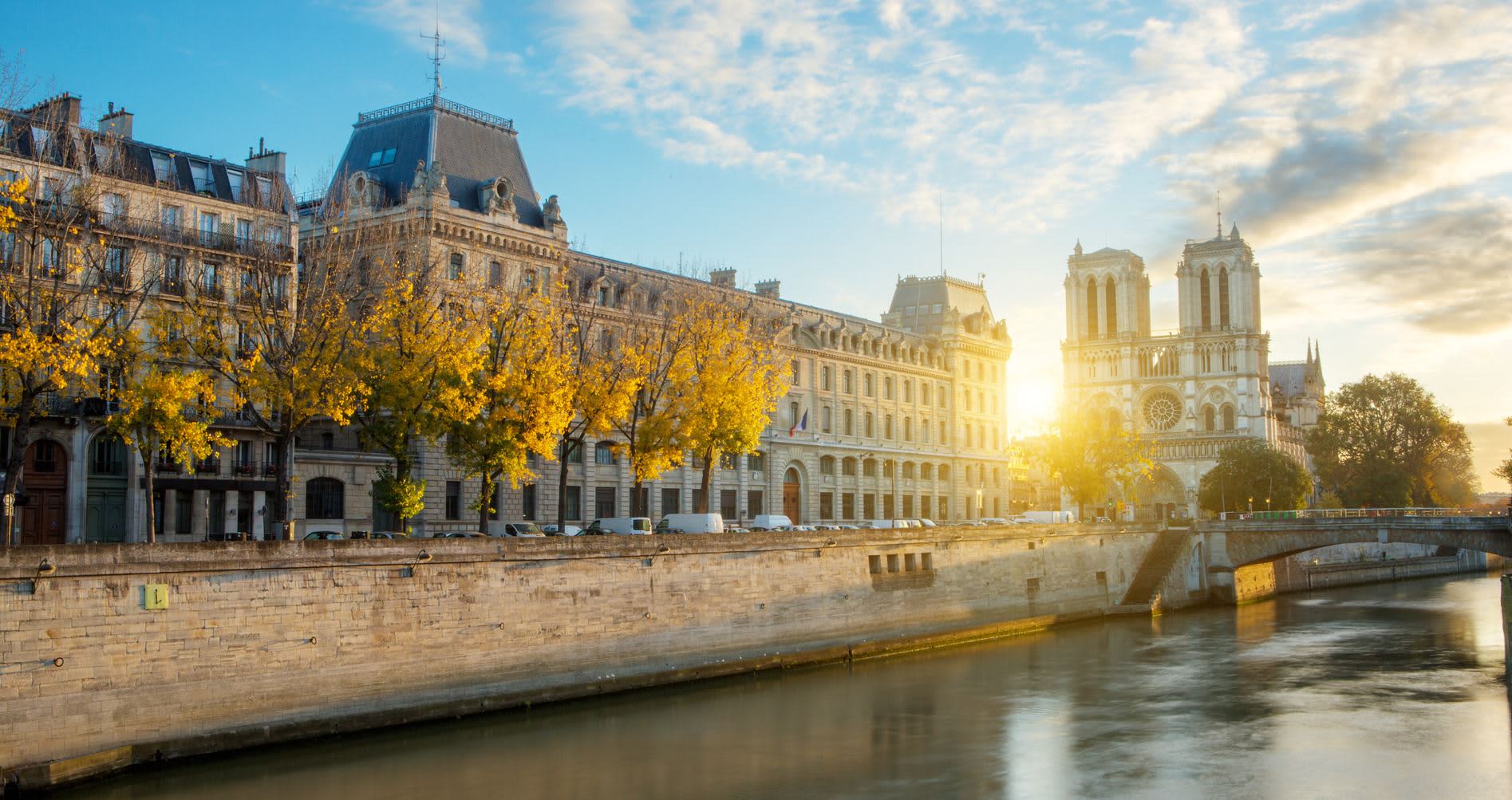 ノートルダム大聖堂旅行・ツアー｜海外旅行のSTW