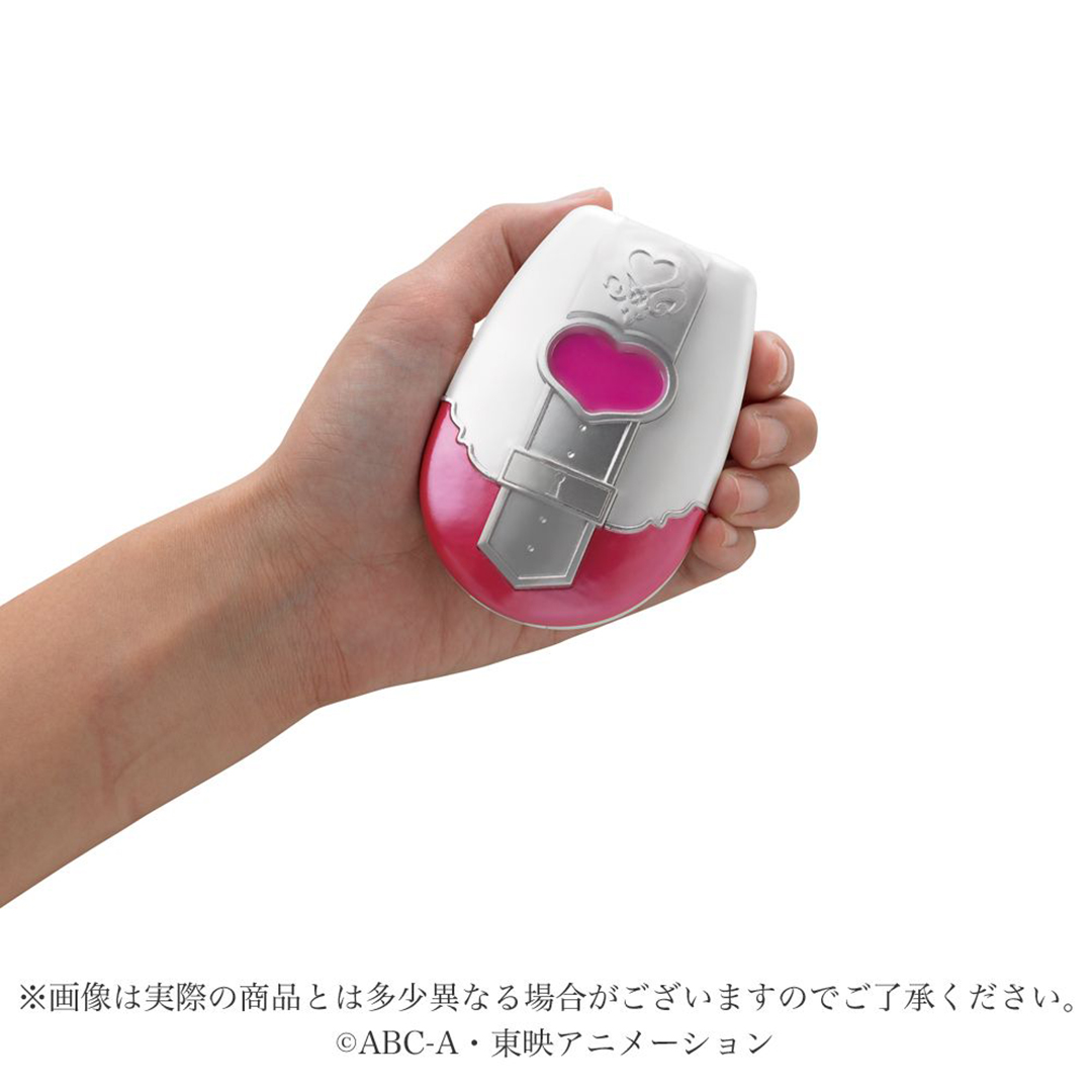 変身アイテム“カードコミューン”がチーク＆リップに♡ 初代「ふたりは