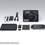 年末年始の期間限定！ポーチや4GBメモステ同梱の“PSP-3000 バリュー
