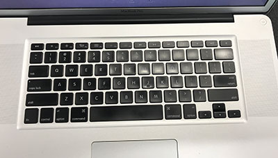MacBook Pro 17インチ A1297のキーボード交換修理 | パソコン修理なら
