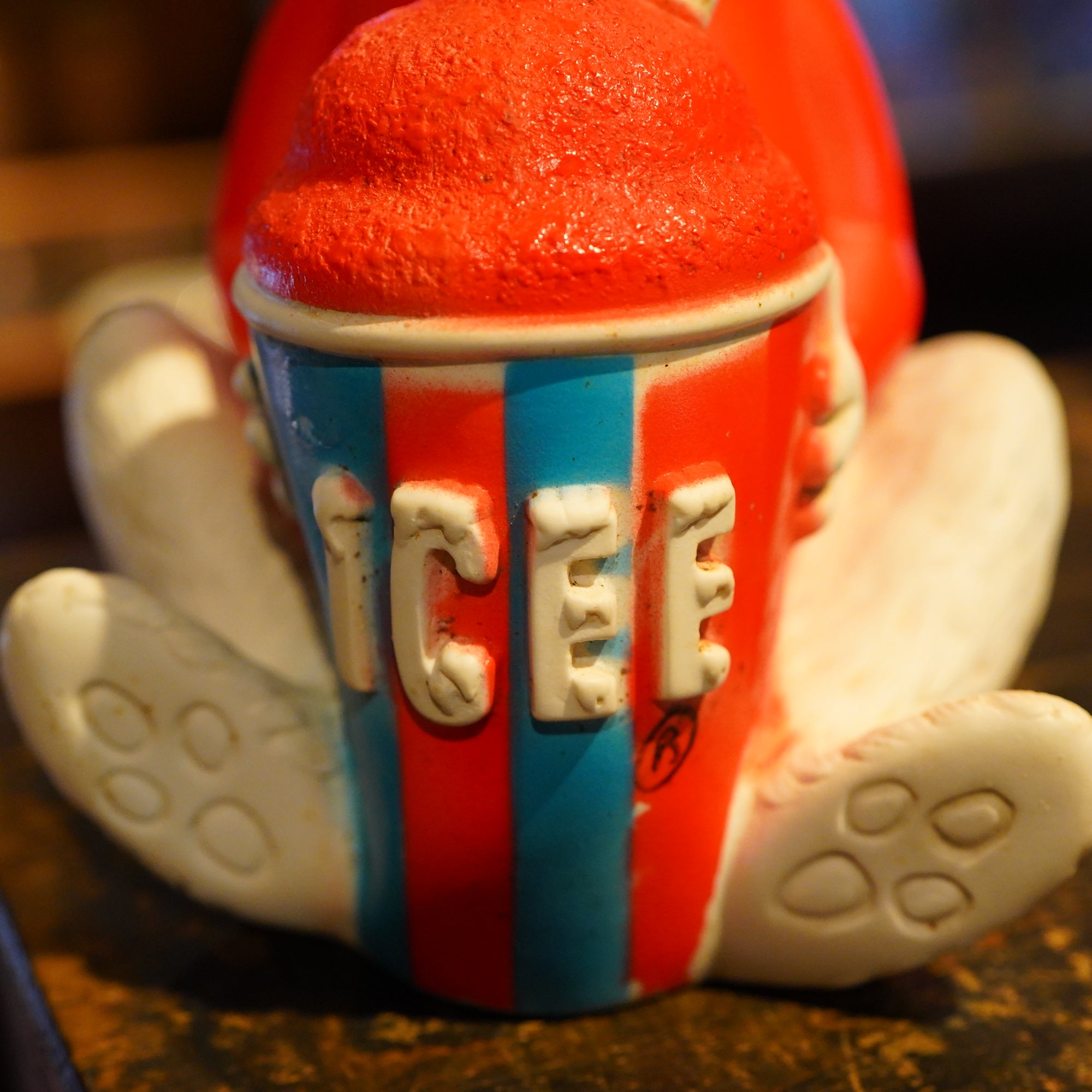 1970's ICEE BEAR コインバンク – SK OLDIES