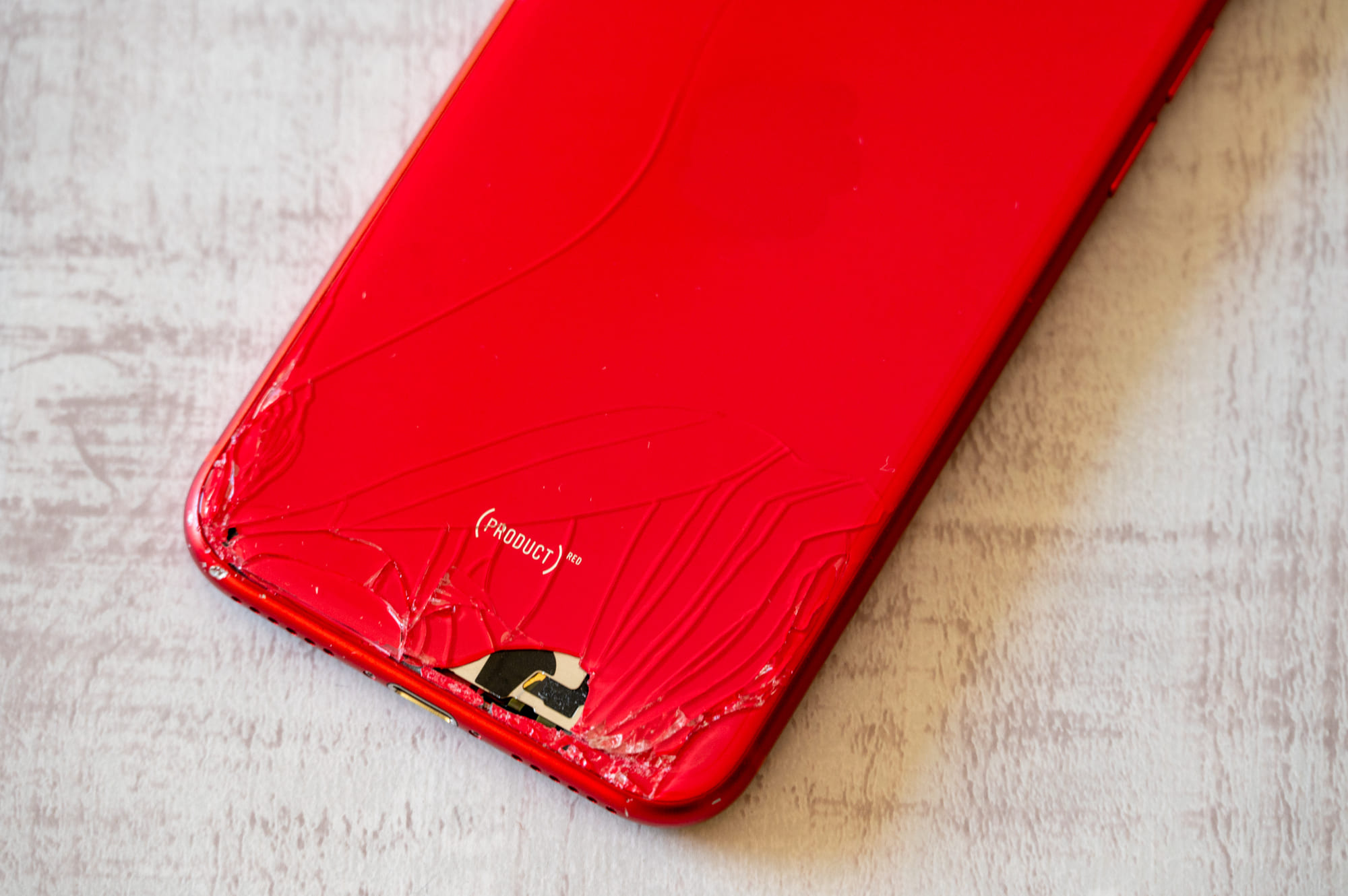 iPhone背面ガラス修理の金額が安い！安心の非正規店2選 | すまほたっぷ