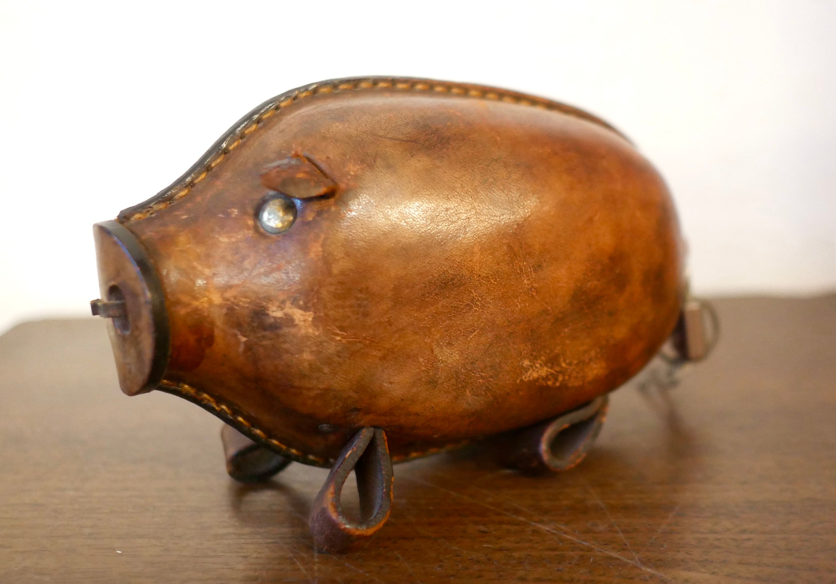 鴻池製作所 ブタ 貯金箱 本革 レザー KONOIKE – smileantiques