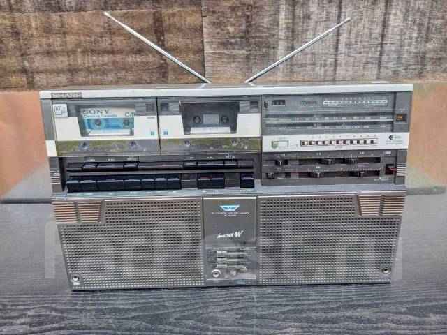 Кассетный магнитофон Sharp Sharp GF-828SB THE Searcher-W FM AM