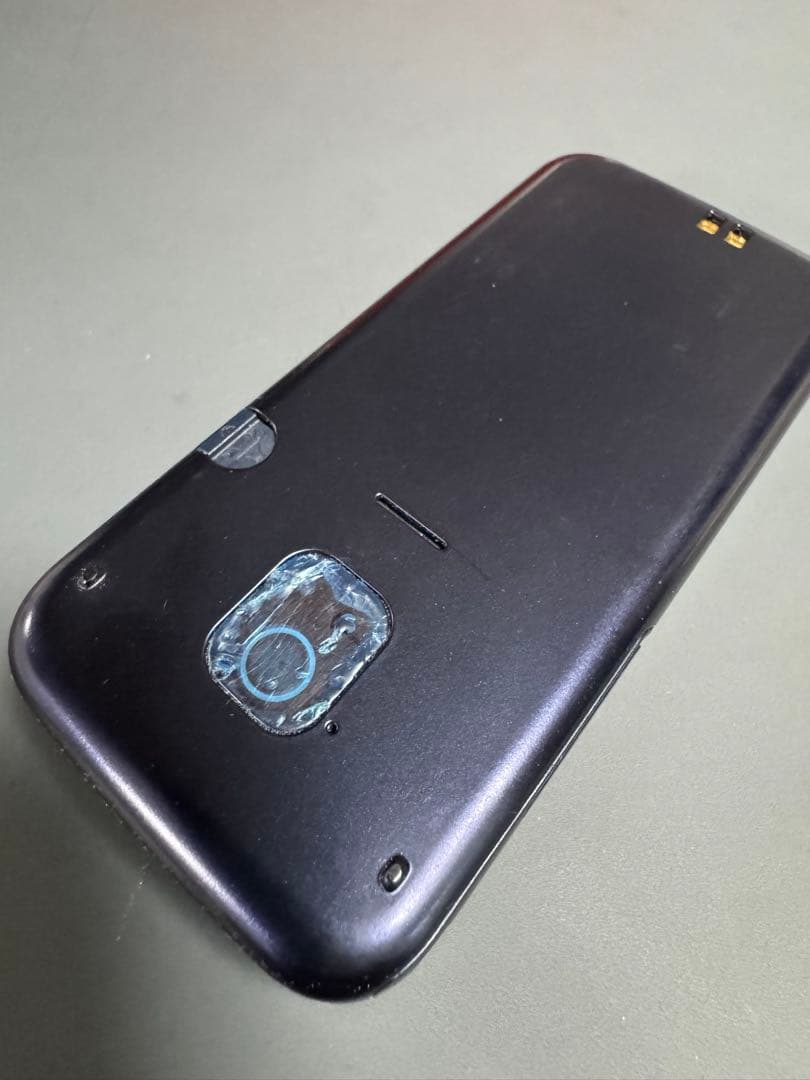 docomo 折りたたみ式携帯電話 らくらくホン F-02J ネイビー - メルカリ