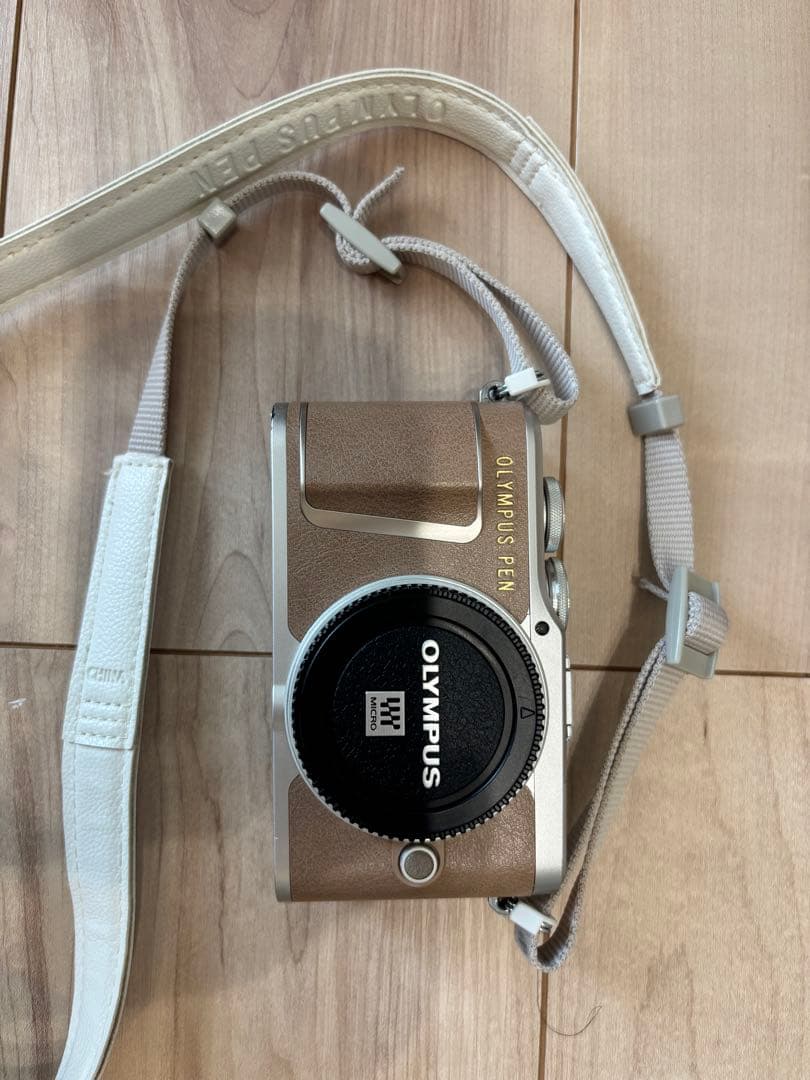 OLYMPUS PEN E-PL9 レンズ3本付き