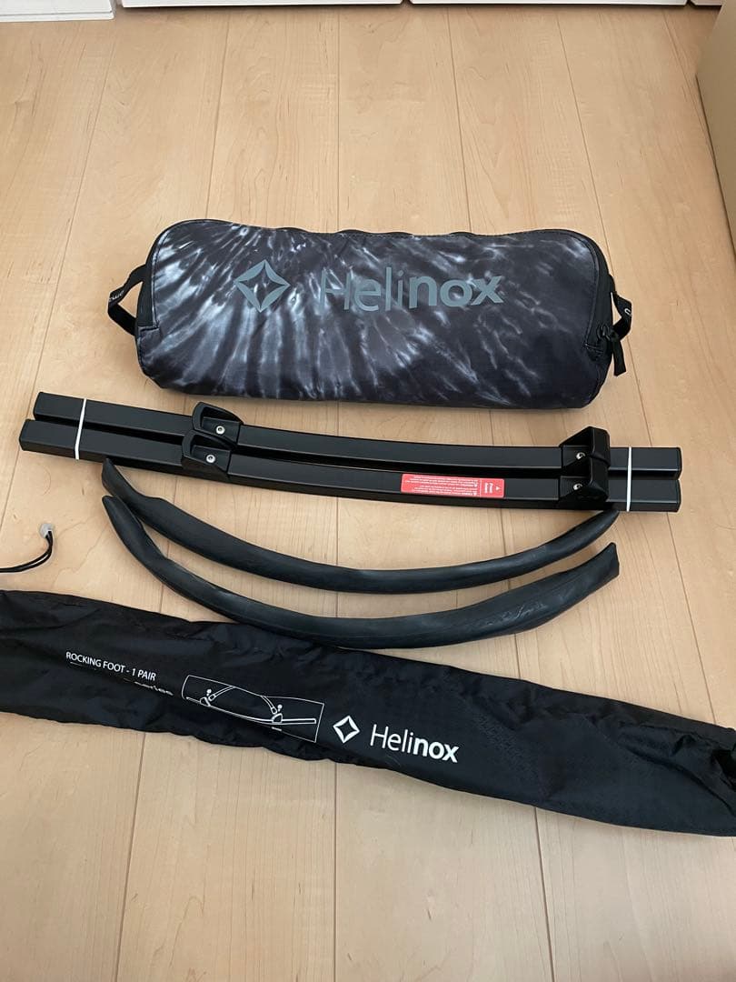 Helinox アウトドアチェア チェアツー　タイダイ柄 チェアツー タイダイ｜モンベル